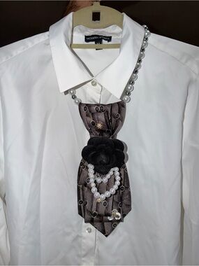 Handmade Black Floral Tie Necklace with Pearls